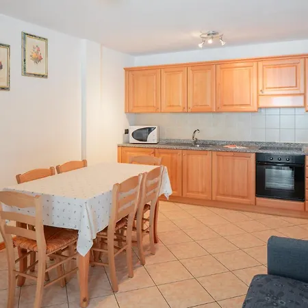 Cesa Ciasates Canazei